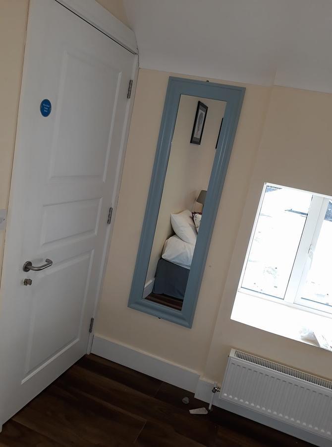 Ridge-Rock Accommodation Carrick-on-Shannon Exterior photo